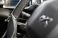 Peugeot 208 GT PREMIUM 17