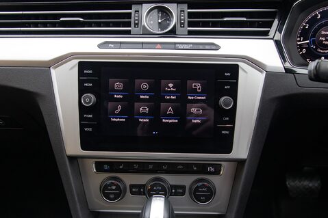 Volkswagen Passat SE BUSINESS TSI EVO DSG 28