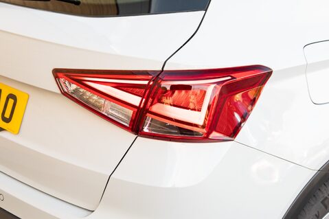 SEAT Arona TSI SE TECHNOLOGY 9
