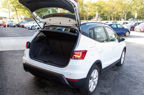 SEAT Arona TSI SE TECHNOLOGY 35