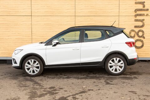 SEAT Arona TSI SE TECHNOLOGY 13