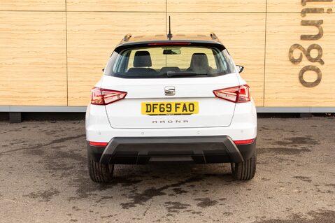 SEAT Arona TSI SE TECHNOLOGY 6