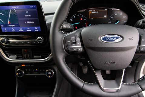 Ford Fiesta TITANIUM X MHEV 20