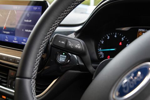 Ford Fiesta TITANIUM X MHEV 18