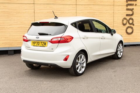 Ford Fiesta TITANIUM X MHEV 2