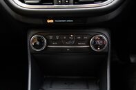 Ford Fiesta TITANIUM X MHEV 32