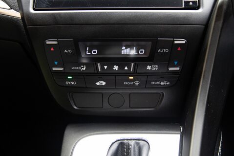 Honda Civic I-VTEC SE PLUS TOURER 31