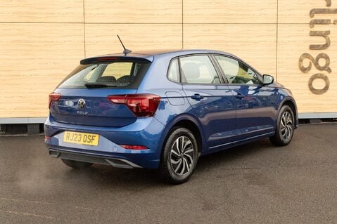 Volkswagen Polo LIFE TSI 2