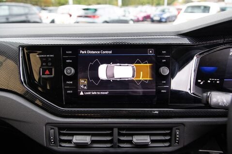 Volkswagen Polo LIFE TSI 29