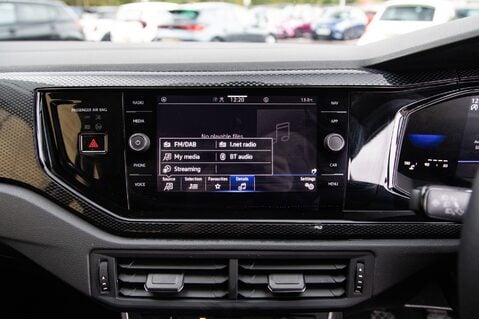 Volkswagen Polo LIFE TSI 25