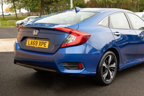 Honda Civic I-DTEC SR 8