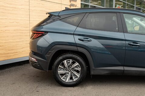 Hyundai TUCSON T-GDI SE CONNECT 7