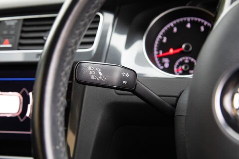 Volkswagen Golf SE TSI BLUEMOTION TECHNOLOGY 17