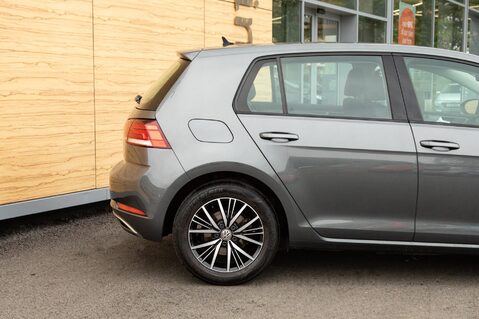 Volkswagen Golf SE TSI BLUEMOTION TECHNOLOGY 7