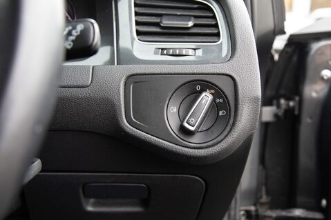 Volkswagen Golf SE TSI BLUEMOTION TECHNOLOGY 16