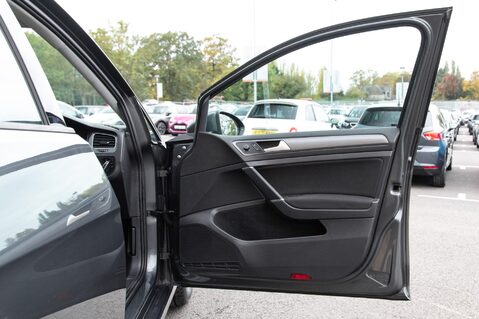 Volkswagen Golf SE TSI BLUEMOTION TECHNOLOGY 14