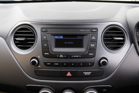 Hyundai i10 S 23