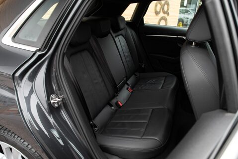 Audi A3 SPORTBACK TFSI SPORT 32