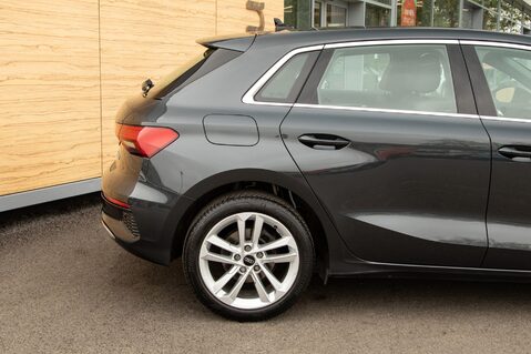 Audi A3 SPORTBACK TFSI SPORT 7