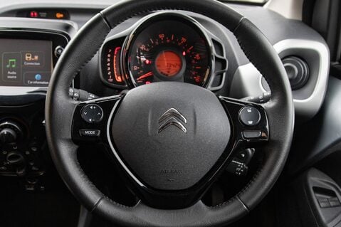 Citroen C1 PURETECH FLAIR 21