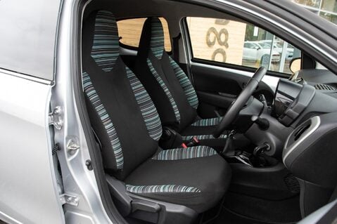Citroen C1 PURETECH FLAIR 29