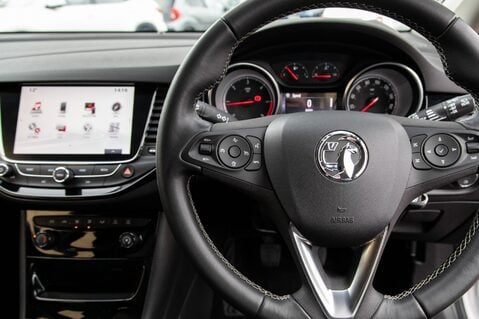 Vauxhall Astra SRI NAV CDTI 19