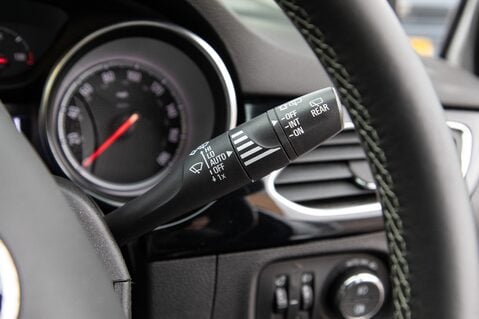Vauxhall Astra SRI NAV CDTI 18