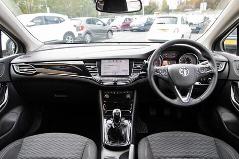 Vauxhall Astra SRI NAV CDTI 3