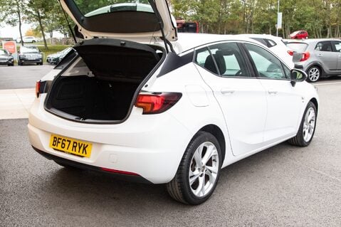 Vauxhall Astra SRI NAV CDTI 36