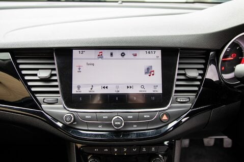 Vauxhall Astra SRI NAV CDTI 24