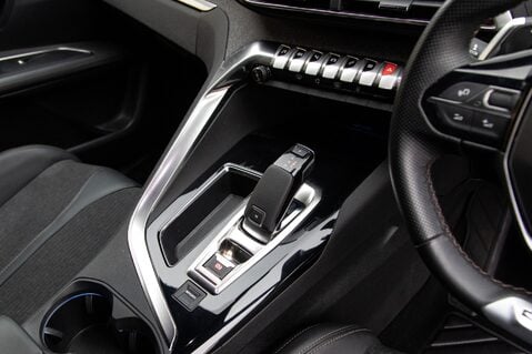 Peugeot 3008 BLUEHDI S/S GT LINE 31
