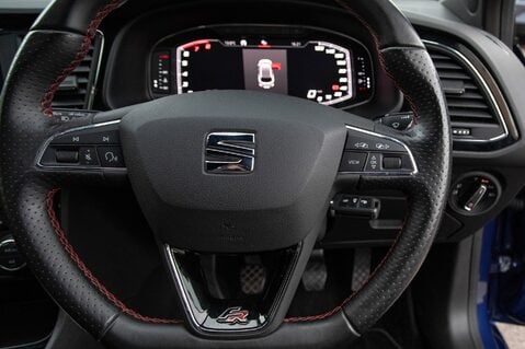 SEAT Leon TSI EVO FR BLACK EDITION 20