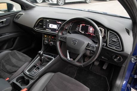 SEAT Leon TSI EVO FR BLACK EDITION