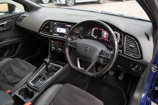 SEAT Leon TSI EVO FR BLACK EDITION