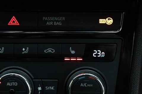SEAT Leon TSI EVO FR BLACK EDITION 37