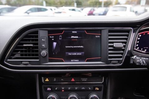 SEAT Leon TSI EVO FR BLACK EDITION 29