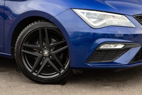 SEAT Leon TSI EVO FR BLACK EDITION 10