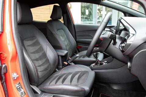 Ford Fiesta ST-LINE X EDITION MHEV 32