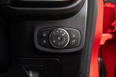Ford Fiesta ST-LINE X EDITION MHEV 16