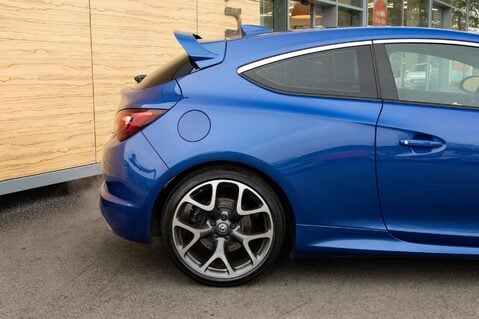Vauxhall Astra GTC VXR 7