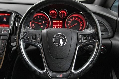 Vauxhall Astra GTC VXR 22
