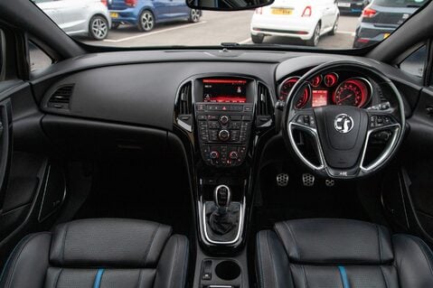 Vauxhall Astra GTC VXR 3