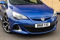 Vauxhall Astra GTC VXR 11
