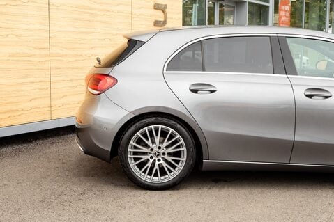 Mercedes-Benz A Class A 180 SPORT EXECUTIVE EDITION 7