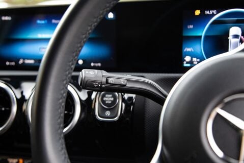 Mercedes-Benz A Class A 180 SPORT EXECUTIVE EDITION 17