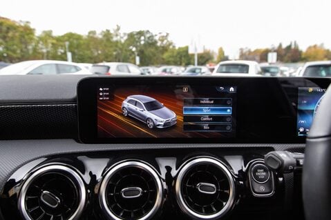Mercedes-Benz A Class A 180 SPORT EXECUTIVE EDITION 23