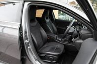 Mercedes-Benz A Class A 200 AMG LINE EXECUTIVE 32