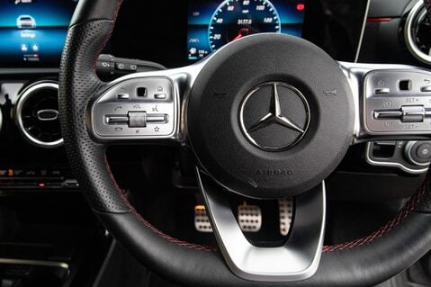 Mercedes-Benz A Class A 200 AMG LINE EXECUTIVE 19
