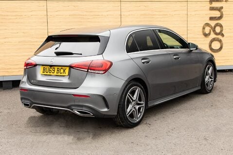 Mercedes-Benz A Class A 200 AMG LINE EXECUTIVE 2