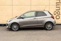 Toyota Yaris VVT-I ICON 13
